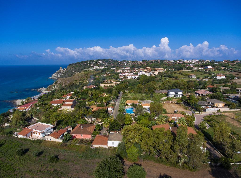 Hotel Village Eden Capo Vaticano Extérieur photo