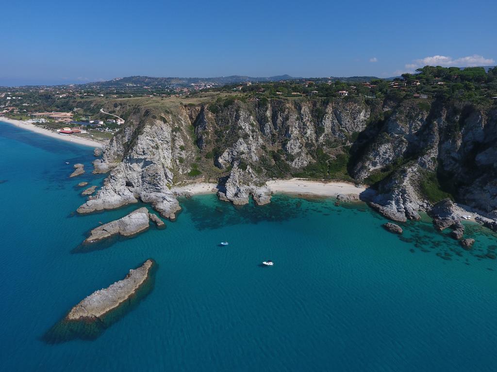 Hotel Village Eden Capo Vaticano Extérieur photo