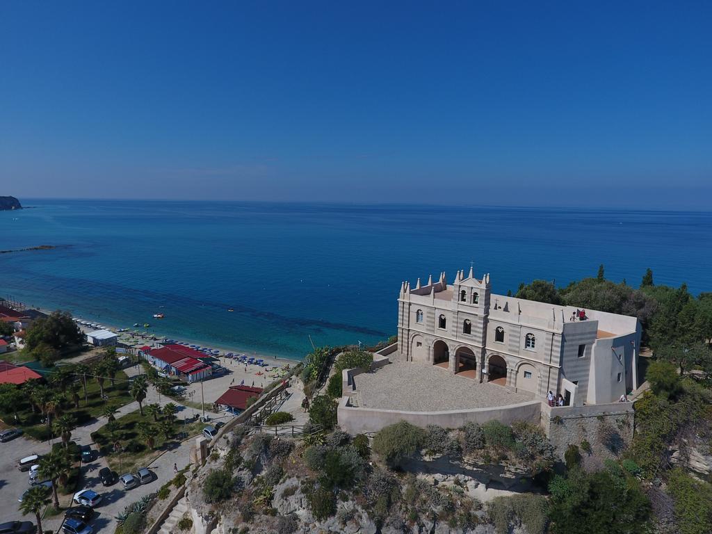 Hotel Village Eden Capo Vaticano Extérieur photo